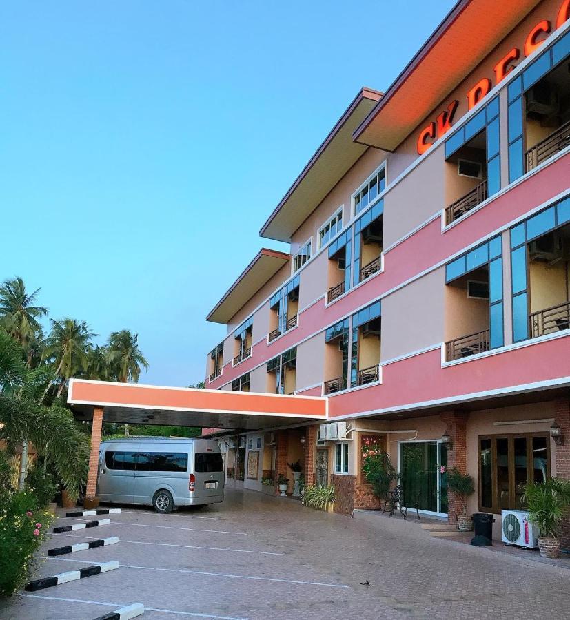 Sk Resort Pattaya Bang Lamung Exterior foto